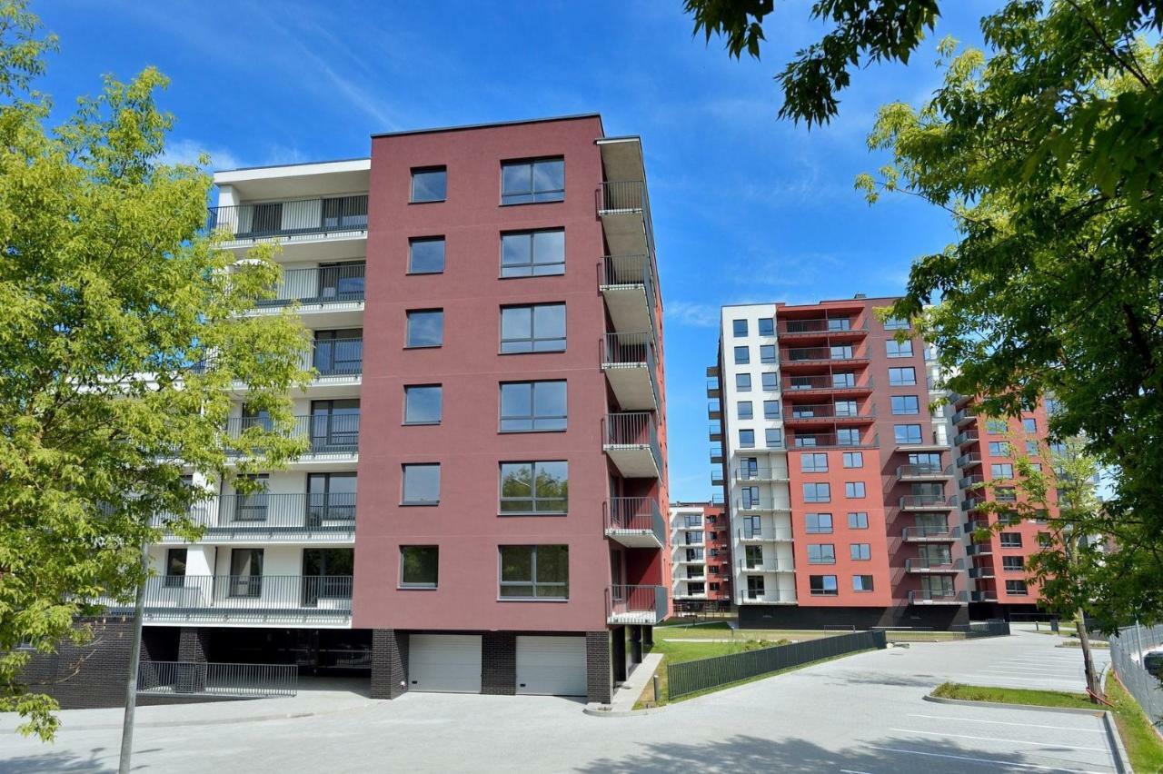 Butas Modern